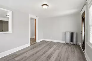 25 High St, Agawam, MA 01001 - Photo 6