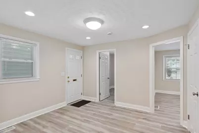 94 June Street, Worcester, MA 01602 - Photo 8