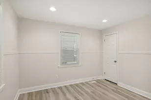 94 June St, Worcester, MA 01602 - Photo 14