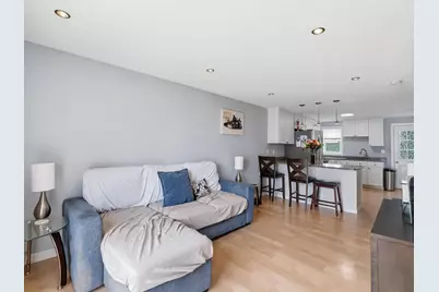 11 W Bowers St #3, Lowell, MA 01854 - Photo 6