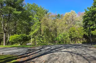 15 Meeting House Rd, Taunton, MA 02780 - Photo 36