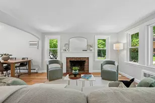 8 Grant Pl, Lexington, MA 02420 - Photo 4