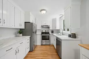 8 Grant Pl, Lexington, MA 02420 - Photo 8