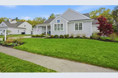 30 Stone Gate Dr, Plymouth, MA 02360 - Photo 2