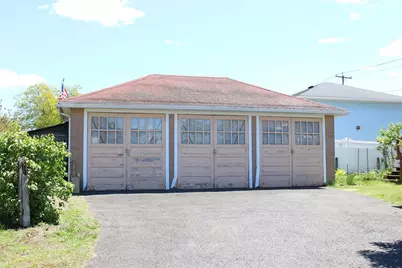 75 Wheatland Ave, Chicopee, MA 01020 - Photo 4