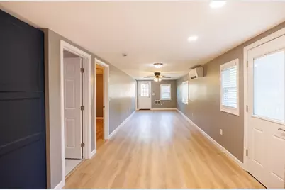 8 Freeman Ave, Webster, MA 01570 - Photo 10