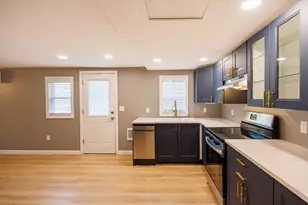 8 Freeman Ave, Webster, MA 01570 - Photo 8