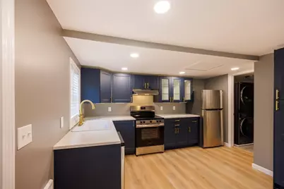 8 Freeman Ave, Webster, MA 01570 - Photo 6