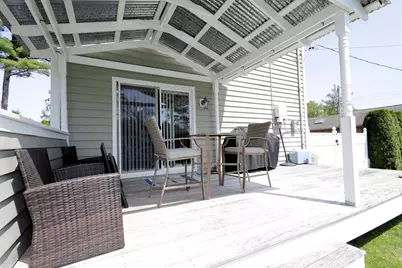 17 David St, Acushnet, MA 02743 - Photo 8