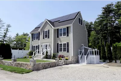 17 David St, Acushnet, MA 02743 - Photo 2