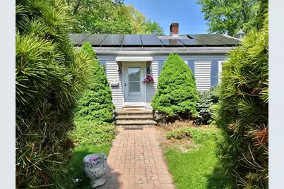 17 Cedar St, Southbridge, MA 01550 - Photo 2