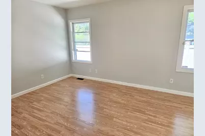 17 Cedar St, Southbridge, MA 01550 - Photo 10
