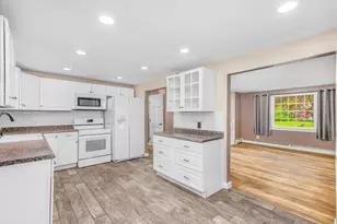 101 Augsburg Dr, Attleboro, MA 02703 - Photo 20