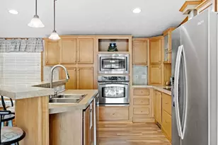 54 Kins Ct, Wareham, MA 02558 - Photo 18