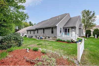 22 Town Village Dr #22, Salem, NH 03079 - Photo 2