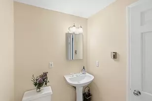 15 Pleasant St, Harwich, MA 02646 - Photo 10