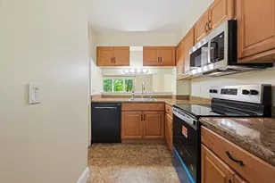 38 Highwood Dr, Franklin, MA 02038 - Photo 14