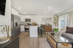10 Knights Wy, Swansea, MA 02777 - Photo 4