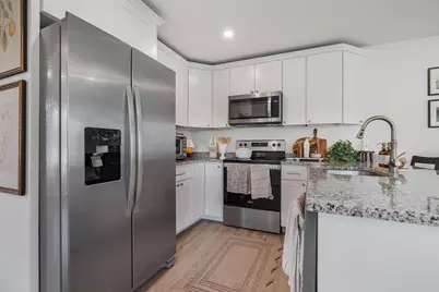 10 Knights Way #10, Swansea, MA 02777 - Photo 6