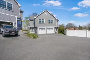 10 Knights Wy, Swansea, MA 02777 - Photo 2