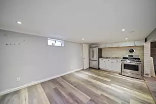 1830 Bay St, Fall River, MA 02724 - Photo 12