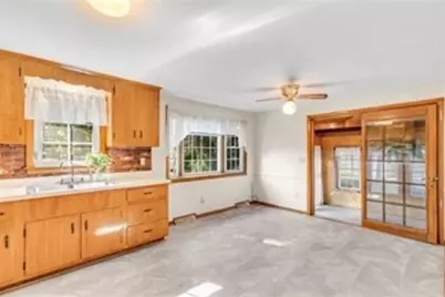 27 Westboro Rd, Marlborough, MA 01752 - Photo 22