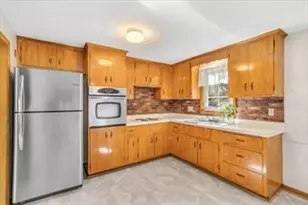 27 Westboro Rd, Marlborough, MA 01752 - Photo 8