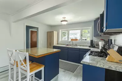 54 Charles St, Williamstown, MA 01267 - Photo 12