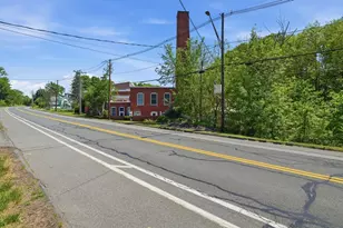 124 College St, South Hadley, MA 01075 - Photo 10