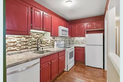 124 College St #2, South Hadley, MA 01075 - Photo 12
