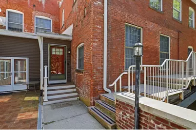 124 College St #2, South Hadley, MA 01075 - Photo 1