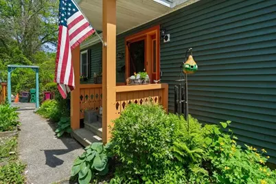 212 Grove St, Clinton, MA 01510 - Photo 2