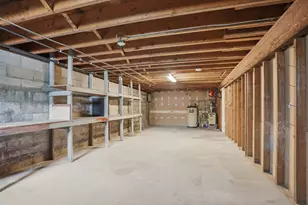 105-107 Salisbury St, Dracut, MA 01826 - Photo 34