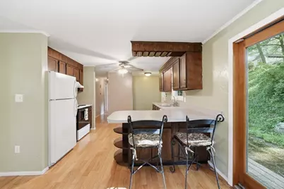 63 Miles Street, Millbury, MA 01527 - Photo 12