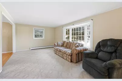 63 Miles Street, Millbury, MA 01527 - Photo 4
