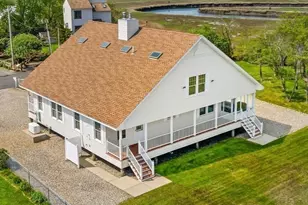 14 16th St, Salisbury, MA 01952 - Photo 2