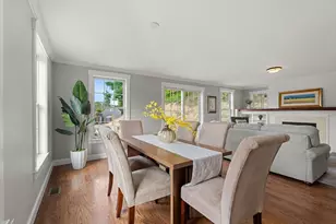 6 Monroe St, Amesbury, MA 01913 - Photo 10