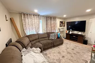 6 Universal St, Framingham, MA 01702 - Photo 4