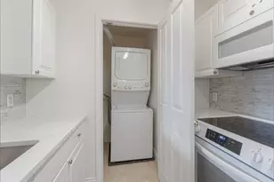 4 Charlesgate E, Boston, MA 02215 - Photo 6