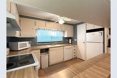 5 Fourth Ave, Westfield, MA 01085 - Photo 22