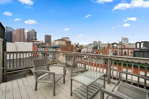 8 Garden Ct, Boston, MA 02113 - Photo 14