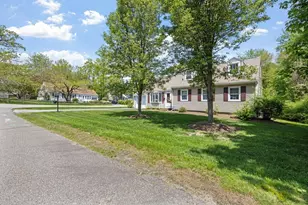 142 Bald Eagle Rd, Weymouth, MA 02190 - Photo 2