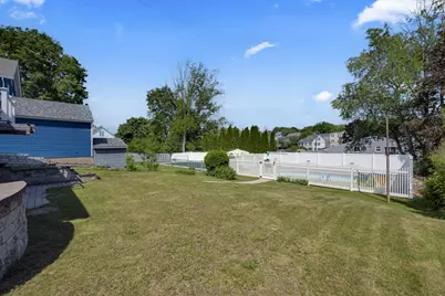 119 Chestnut St, Southbridge, MA 01550 - Photo 24