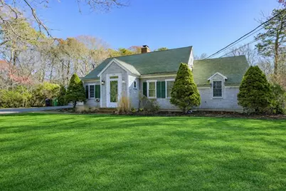 578 Huckins Neck Rd, Barnstable, MA 02632 - Photo 2