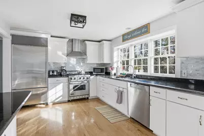 578 Huckins Neck Rd, Barnstable, MA 02632 - Photo 4
