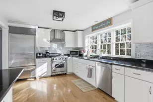 578 Huckins Neck Rd, Barnstable, MA 02632 - Photo 4