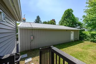 95 Summer Ave, Ludlow, MA 01056 - Photo 30