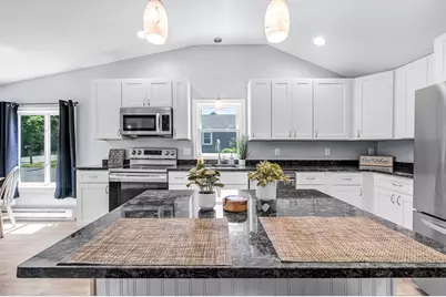 95 Summer Ave, Ludlow, MA 01056 - Photo 6