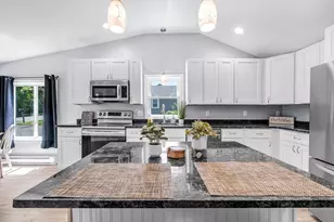 95 Summer Ave, Ludlow, MA 01056 - Photo 6