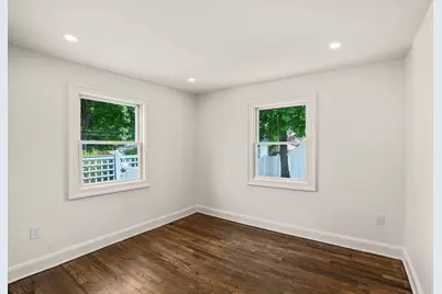 10 Mayflower Ave, Hull, MA 02045 - Photo 18